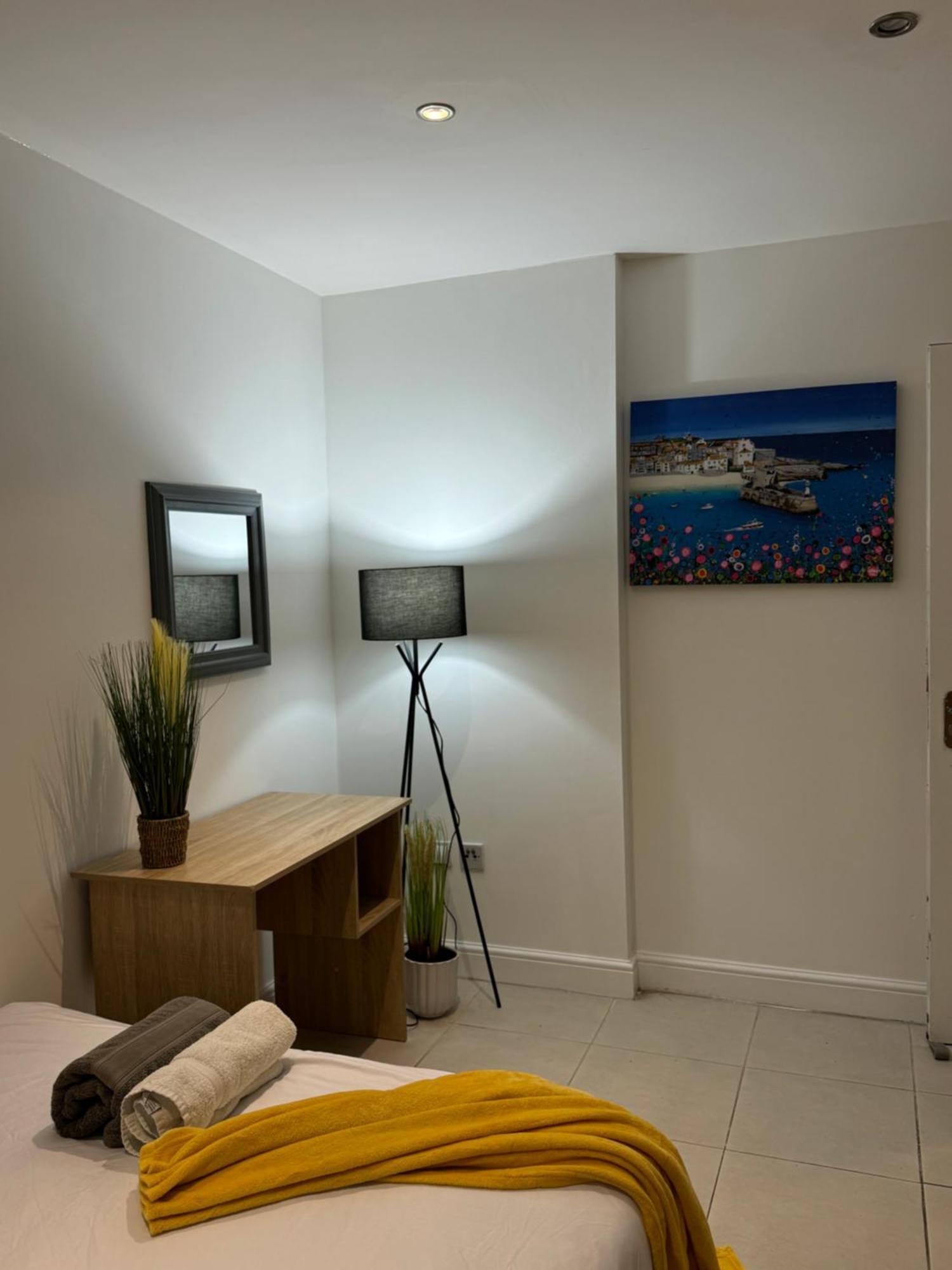 Cosy Luxurious Room In The Heart Of 런던 외부 사진