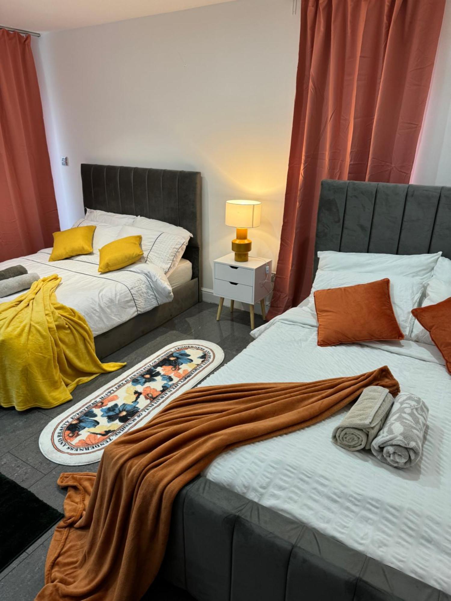 Cosy Luxurious Room In The Heart Of 런던 외부 사진