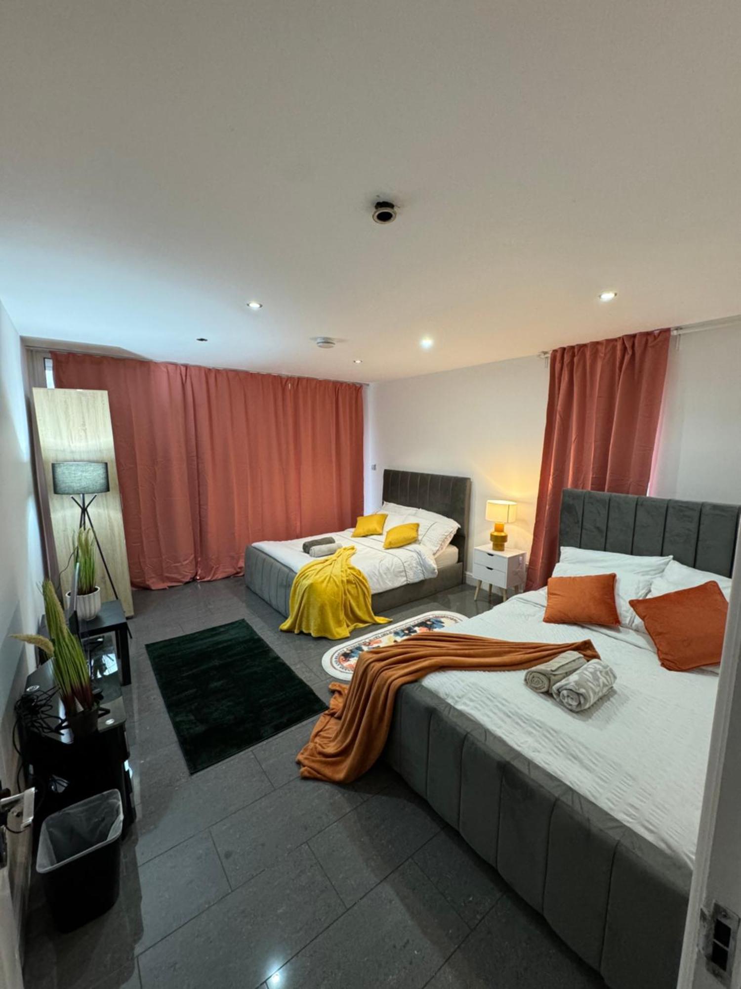 Cosy Luxurious Room In The Heart Of 런던 외부 사진
